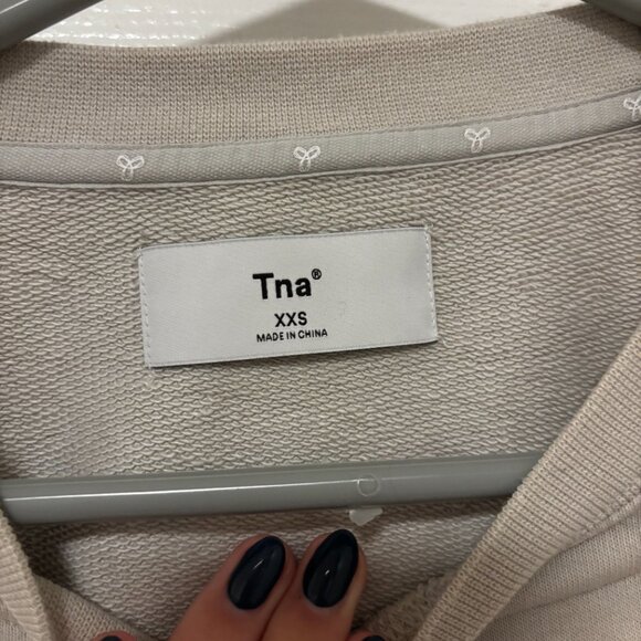 TNA Extreme Crop Crewneck Beige Size XXS - Picture 3 of 6